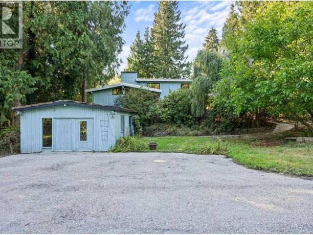 3290 HAZEL AVENUE — 4 Bedroom