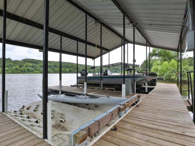 3292 Lakeview Drive