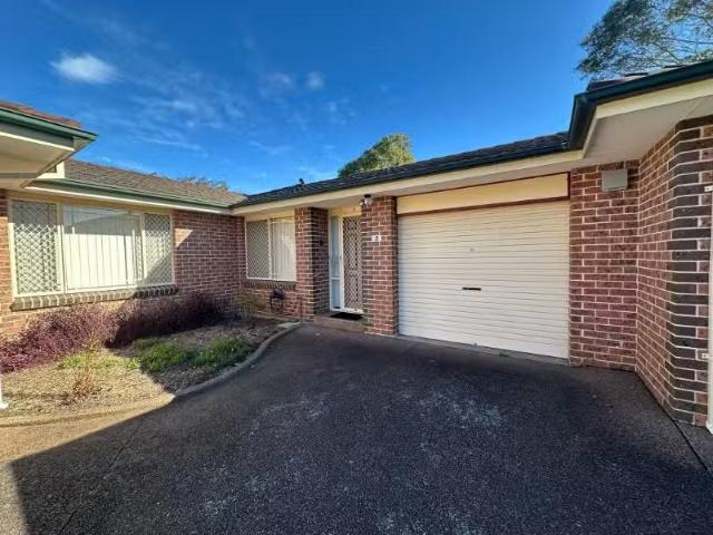 3/293 295 Henry Parry Drive, Wyoming Townhouse for rent Liste.