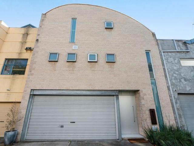 329 Canterbury Road, St Kilda West, VIC, 3182
