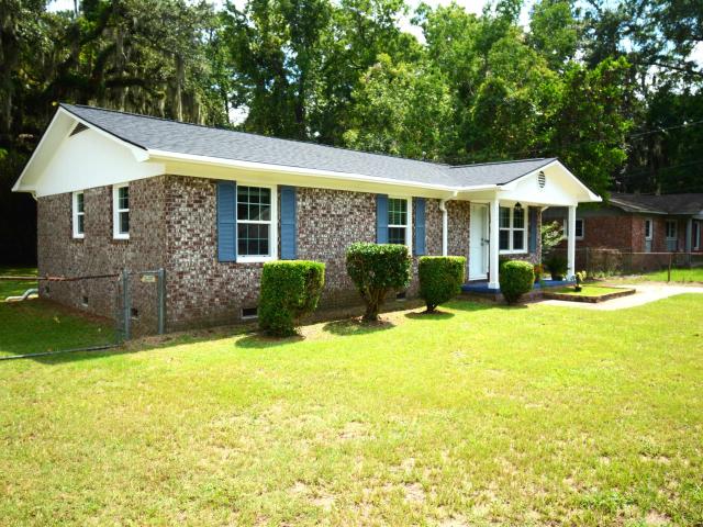329 Bayview Ave
