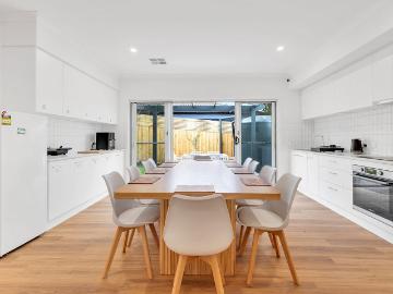 329 Dorset RoadBoronia VIC 3155, Australia