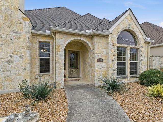329 E Bandera Rd, Boerne, TX 78006 | MLS #1938