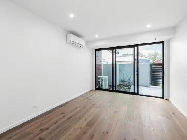 3/29 Kambrook Road, Caulfield North, VIC 3161
