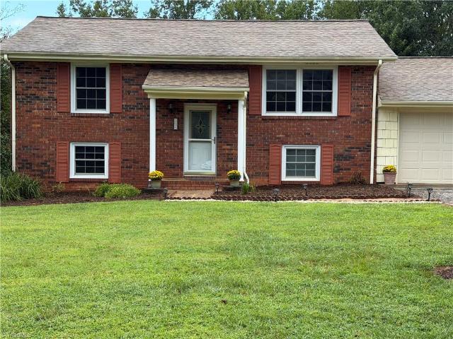 329 Hunter Hills Street