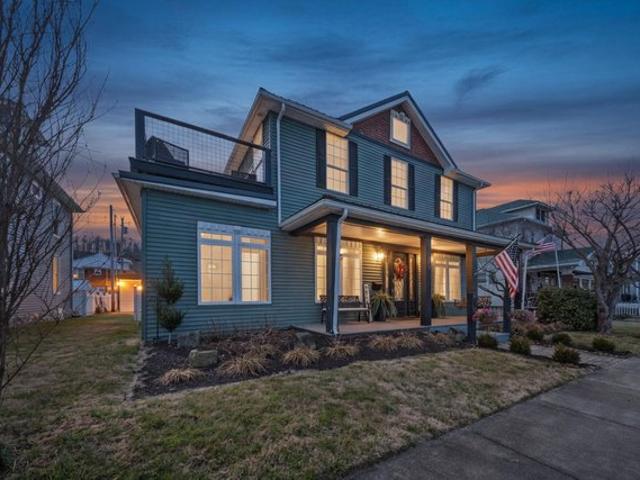 329 Riverside Dr, Russell, KY 41169