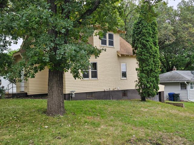 329 W Birch Avenue