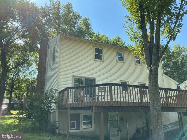 329 Thistle Lane