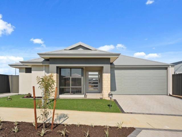 32 Tablelands Drive, Baldivis! This stunning, modern house