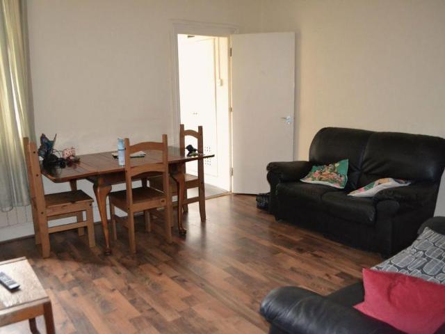32 Tiverton Road, B29 6BP 4 bed house to rent £1,872 pcm £432 pw
