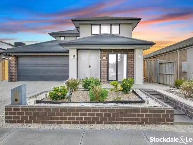 32 Toddington Avenue, Williams Landing, VIC 3027