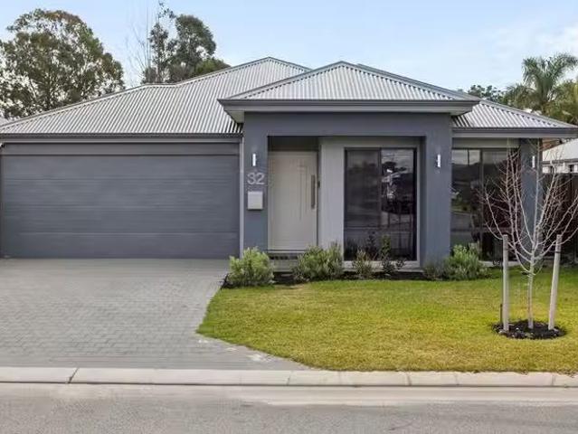 32 Tolmer Street, HENLEY BROOK, WA 6055 House for Rent