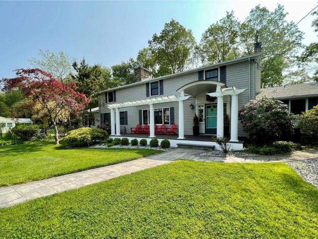 32 Tuxis Road, Madison, US, CT