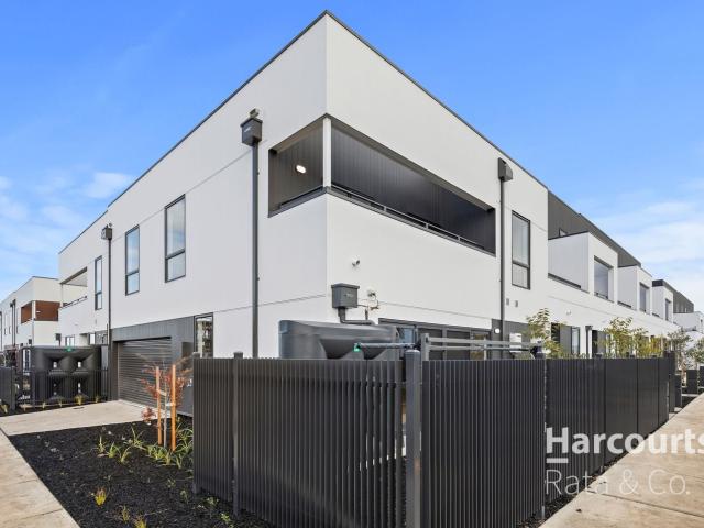 32 Urrea Walk, Wollert, VIC 3750