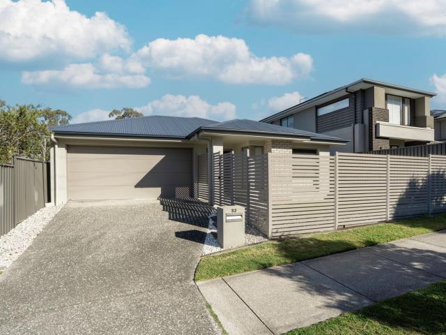32 Valance Street, OXLEY, QLD 4075