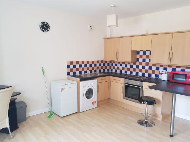 32 Victoria Park Road, Leicester LE2, 1 bed flat to rent, £810 pcm | PrimeLocation