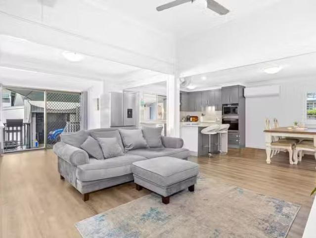 32 Wattle Street, YEPPOON, QLD 4703 House for Rent