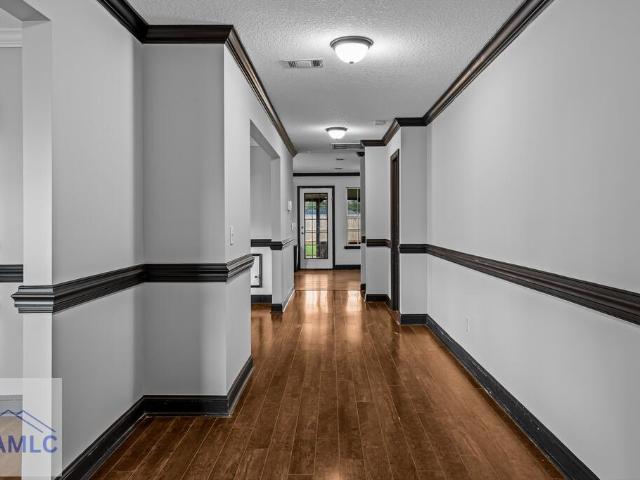 32 Whitaker Way