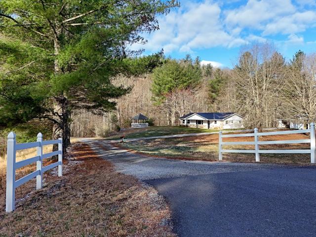 32 Whippoorwill Way, Blairsville, GA 30512 | MLS #428842