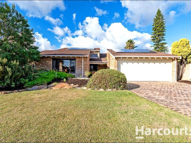 32 Windlass Avenue, OCEAN REEF, WA 6027