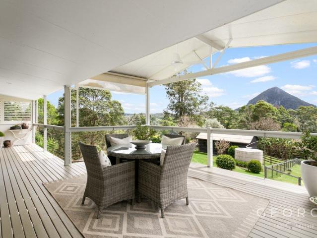 32 Years of Privacy, Peace & Panoramic Hinterland Views