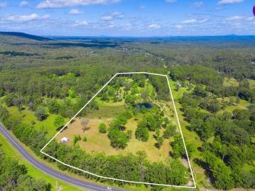 32 Acres, Multiple Income Streams & Just 7 Minutes to Crescent Head Beach