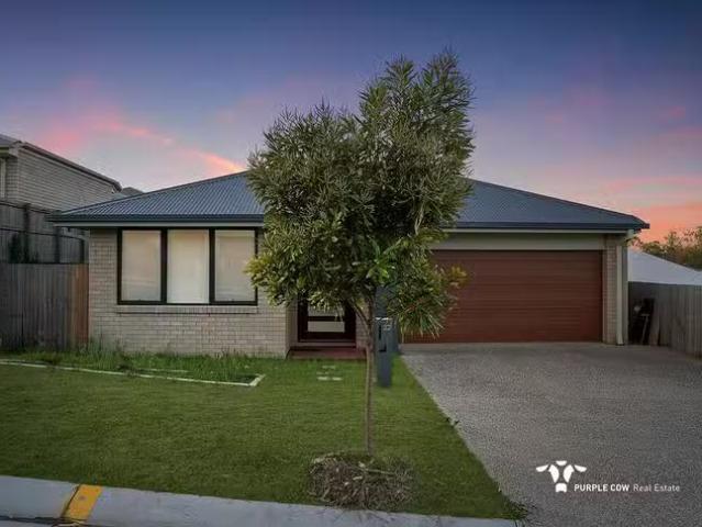 32 Abington Street, Spring Mountain, QLD 4300