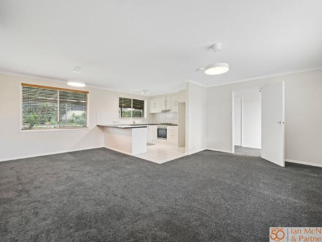 32 Alanbar Street, Queanbeyan NSW 2620 House For Rent | Domain