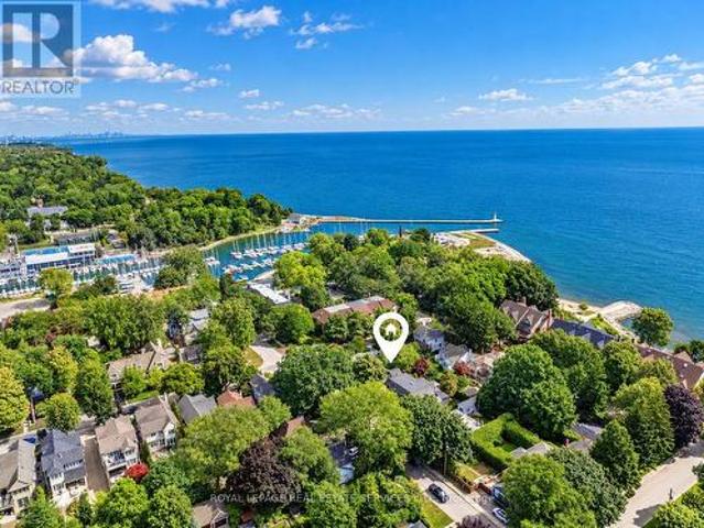 32 Anderson Street, Oakville, ON, L6K 1A5 house for sale | Listing ID W13853 | Royal LePage
