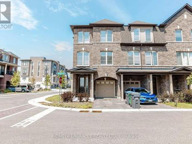 32 Arcola Street, Brampton, ON, L6P 4N7 house for sale | Listing ID W13688 | Royal LePage