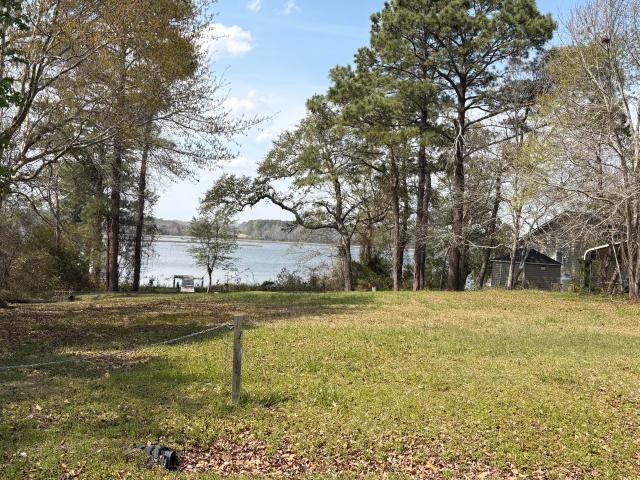 32 Arrowhead Drive