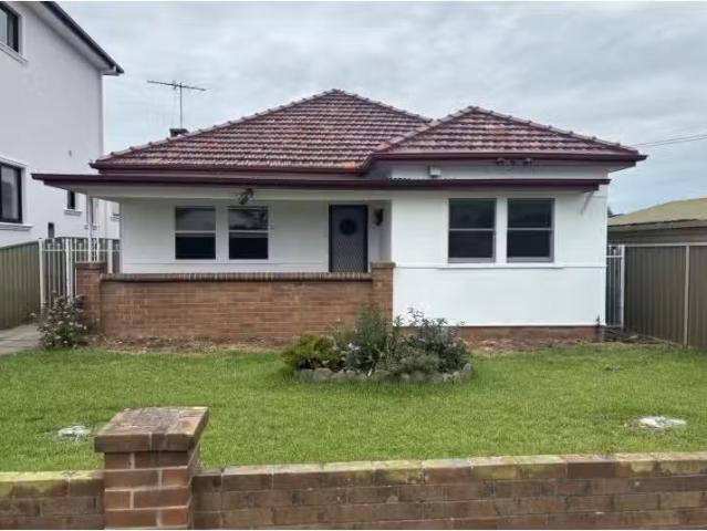 32 Aubrey Street, Granville House for rent Listed by Lj Hooke.