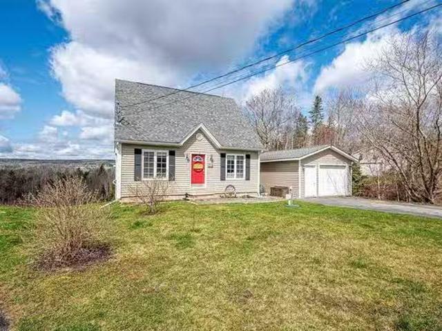 32 Avonview, Falmouth, NS, B0P 1P0 house for sale Listing I.