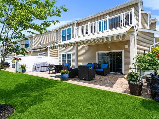 32 Avery Way
