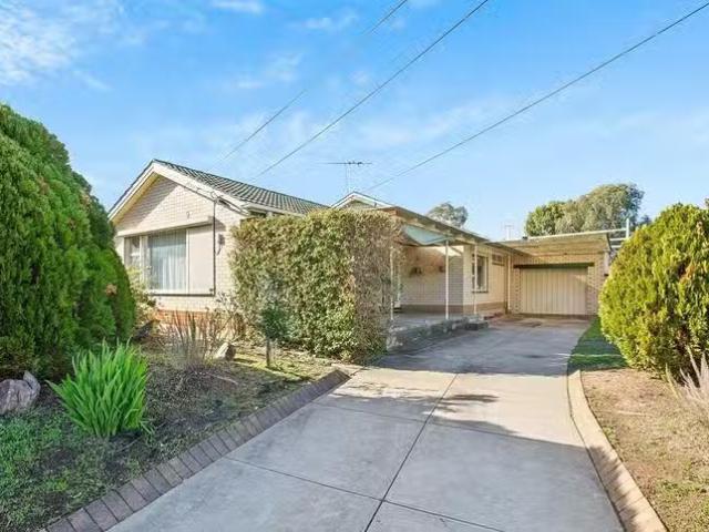 32 Balkara Road, Para Hills West, SA 5096