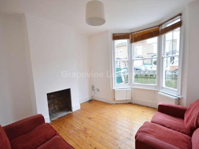 32 Barnwell Road, London, SW2 1PW, United Kingdom | 4 bed townhouse for rent #127310918 | Rentberry
