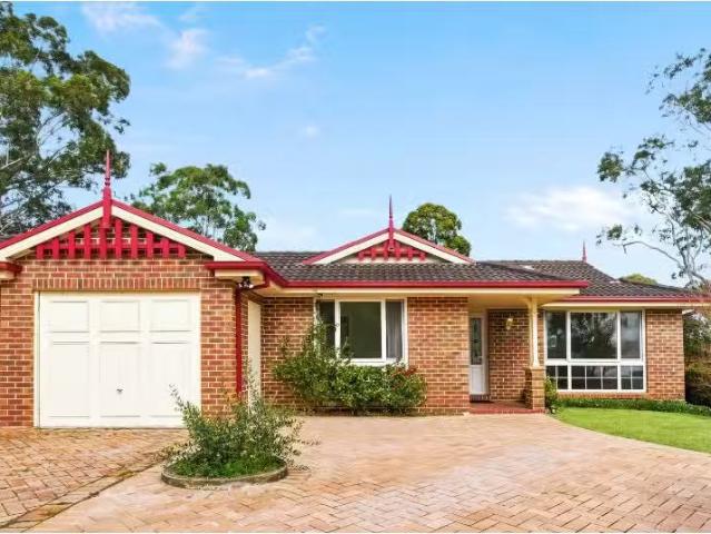 32 Berowra Road, Mount Colah House for rent Listed by Siobhan.