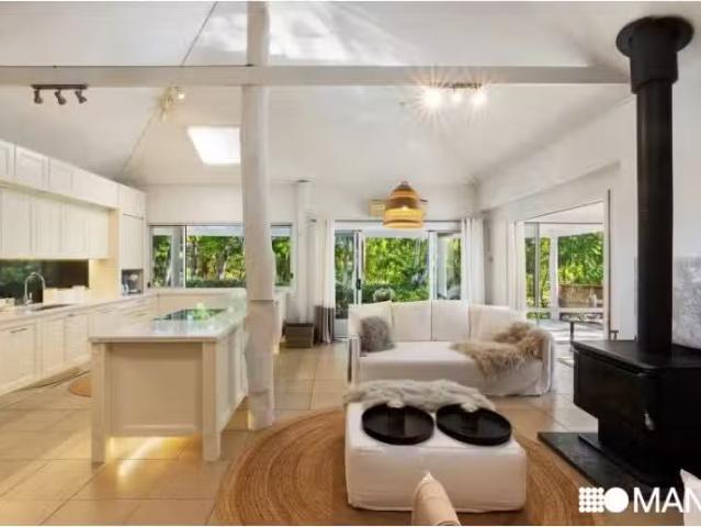 32 Bilin Road, MYOCUM House for rent Listed by Sharyn Haag of.