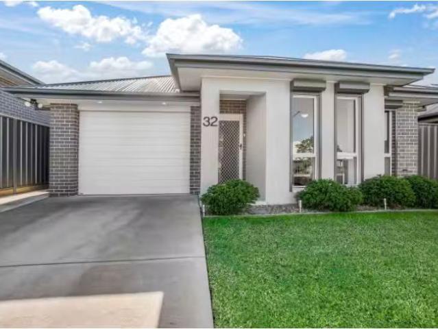 32 Birch Grove, Aberglasslyn House for rent Listed by Courtne.