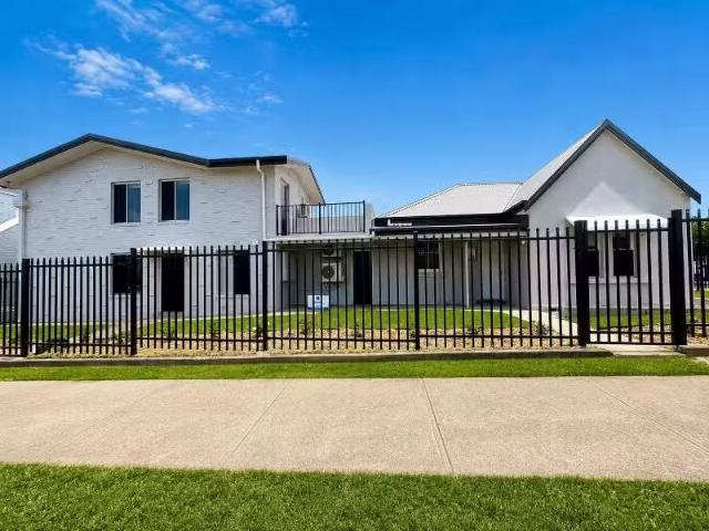 32 Bourke Street, TAMWORTH Apartment for rent Listed by Raine.