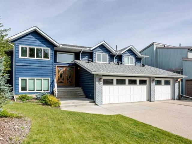 32 Bow Village Crescent Nw, Calgary, AB, T3B 4X2 house for sale | Listing ID A2345 | Royal LePage