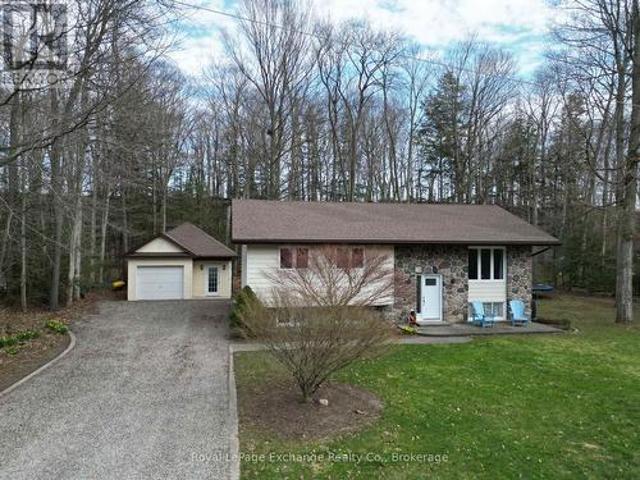 32 Blairs Trail, Huron Kinloss, ON, N2X 0B3 house for sale | Listing ID X13593 | Royal LePage