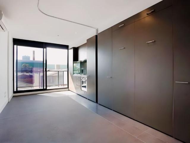 32 Bray Street, Melbourne