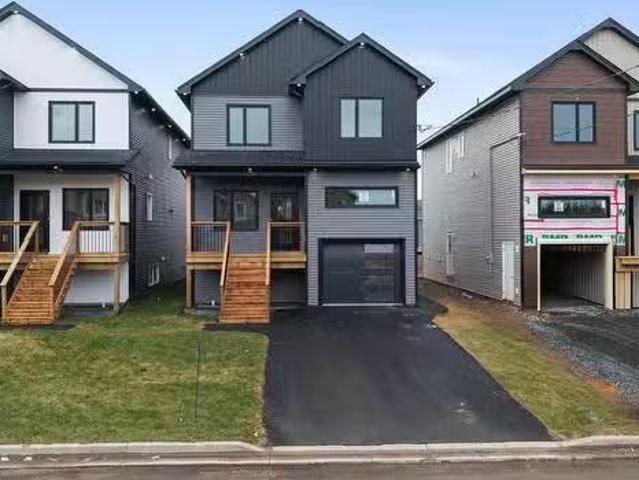 32 Brianna Drive, Lantz, NS, B2S 0K4 house for sale Listing.