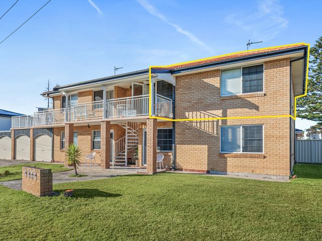 3/2 Bucknell Street Warilla, NSW 2528