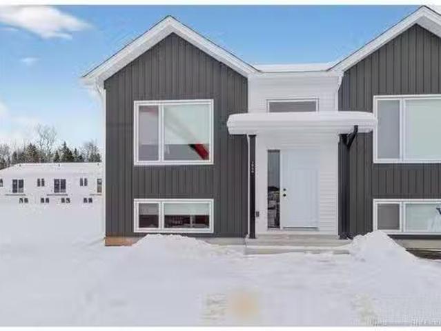 32 Cedric Crt, Dieppe, NB, E1A 7K4 house for sale Listing I.