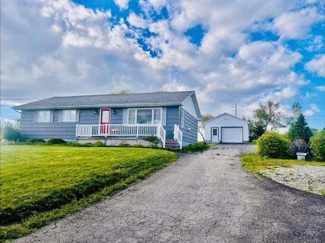 32 Chemin Des Bourque, Ste. Anne Du Ruisseau, NS, B0W 2X0 house for sale | Listing ID 202601 | Royal LePage