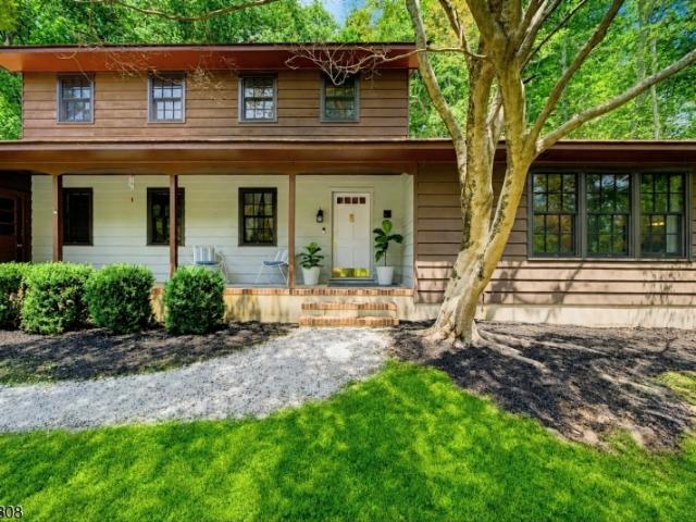 32 Cherryville Hollow Rd