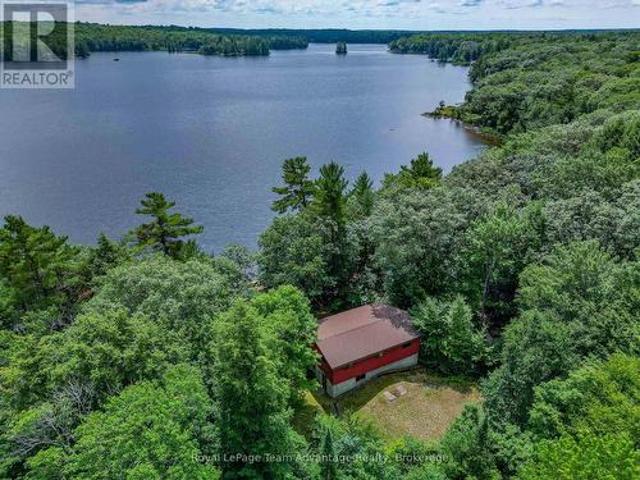 32 Christie Court, Seguin, ON, P2A 2W9 Luxury House for sale | Listing ID X12849 | Royal LePage Carriage Trade Luxury Properties