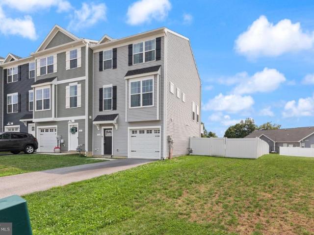 32 Coop Lane